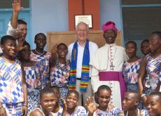 Gunter Henn bei der Einweihung der St. Catherine Senior High School